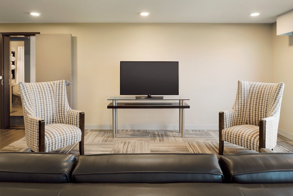 Holiday Inn Bloomington Normal by IHG - photo 3