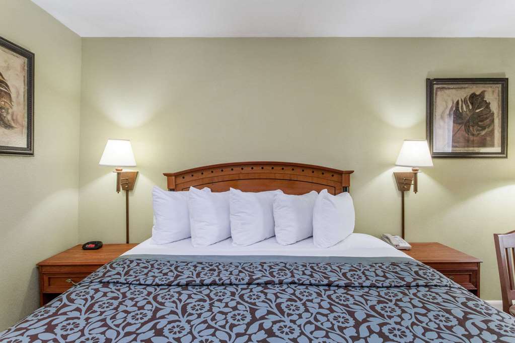 Days Inn by Wyndham Ormond Beach - photo 14