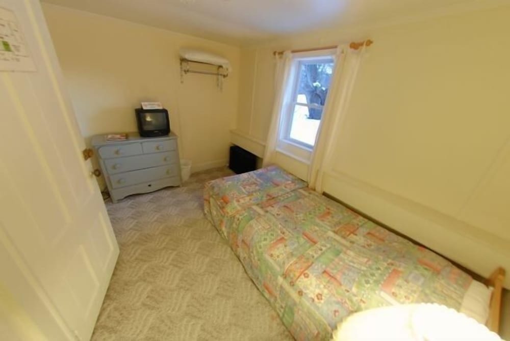 The Riverside Inn - photo 6