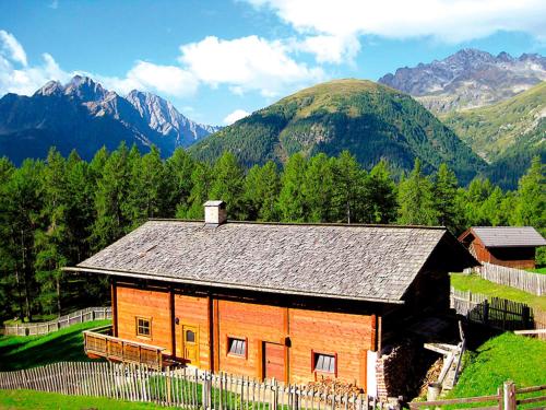 Almhütte Adlerhorst in Heiligenblut, Austria