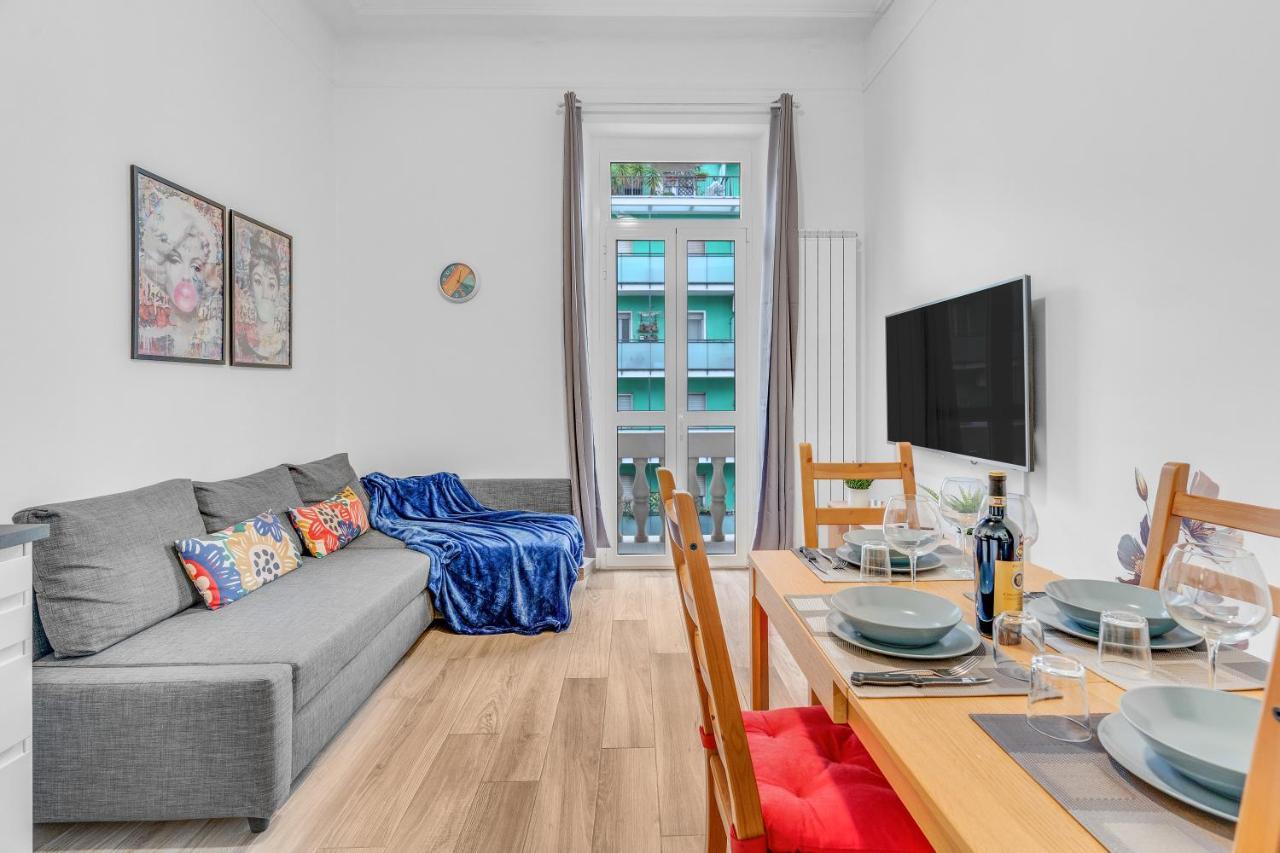 ElleBnb Milano Wifi Netflix e metro M2 a 100 metri — 4-Star Luxury Hotel in Milan, Italy