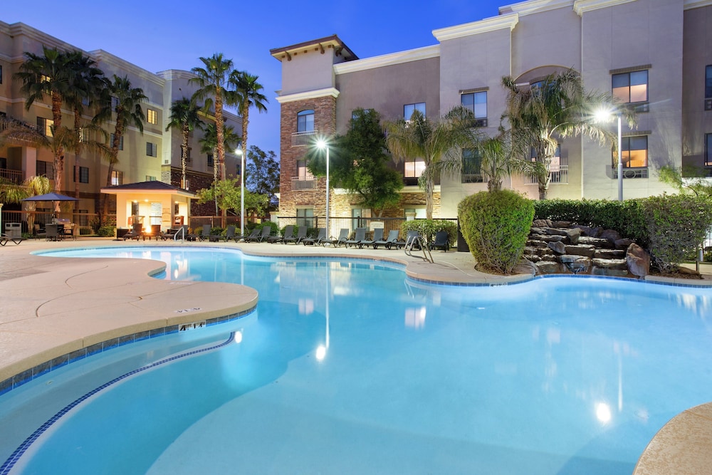 Holiday Inn Express & Suites Phoenix Glendale Sports Dist by IHG - photo 32