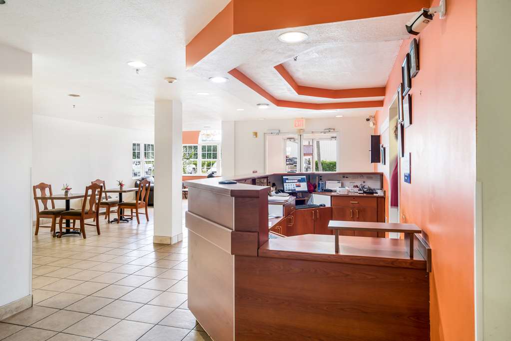 Americas Best Value Inn & Suites Brunswick - photo 18