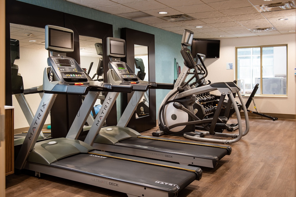 Holiday Inn Express Hotel & Suites Wausau by IHG - photo 12