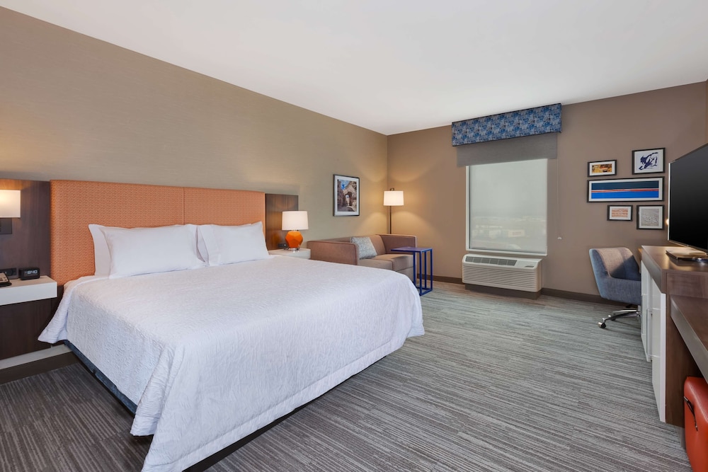 Hampton Inn & Suites Wells - photo 21
