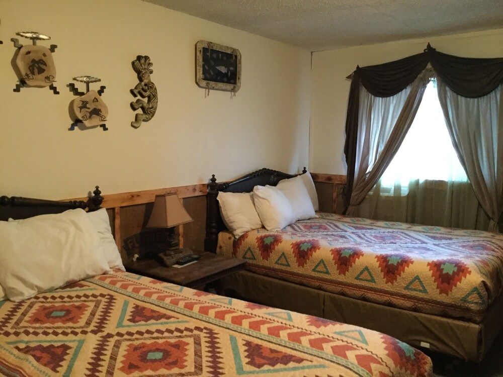Black Bear Motel - photo 44