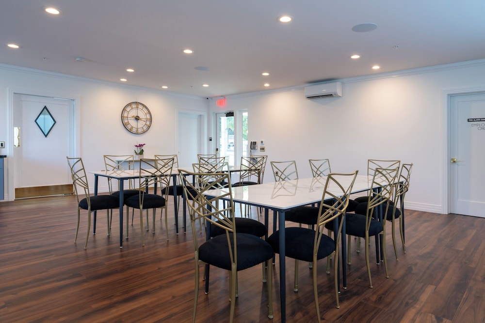 Rhapsody in View Boutique Hotel - photo 51