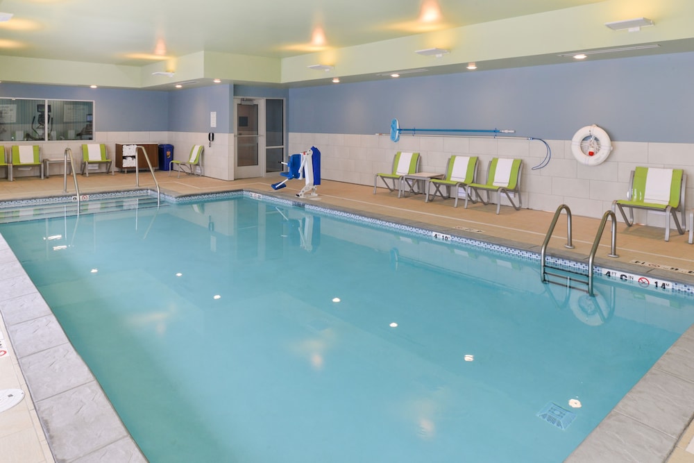 Holiday Inn Express & Suites Ogallala by IHG - photo 28