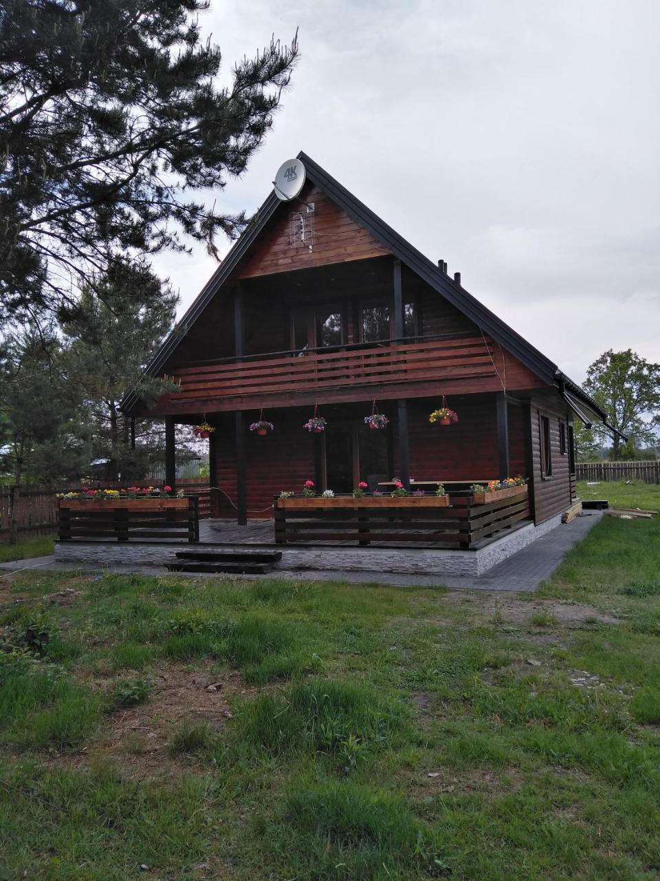 Dom Drewniany Pod Lasem — hotel in Zatory