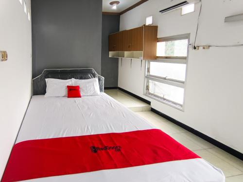 RedDoorz at Brawijaya Central Kampung Inggris in Pare, Indonesia