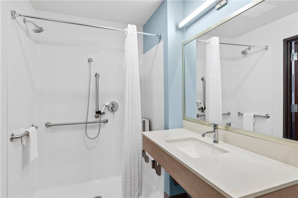 WoodSpring Suites Richmond Airport - photo 6