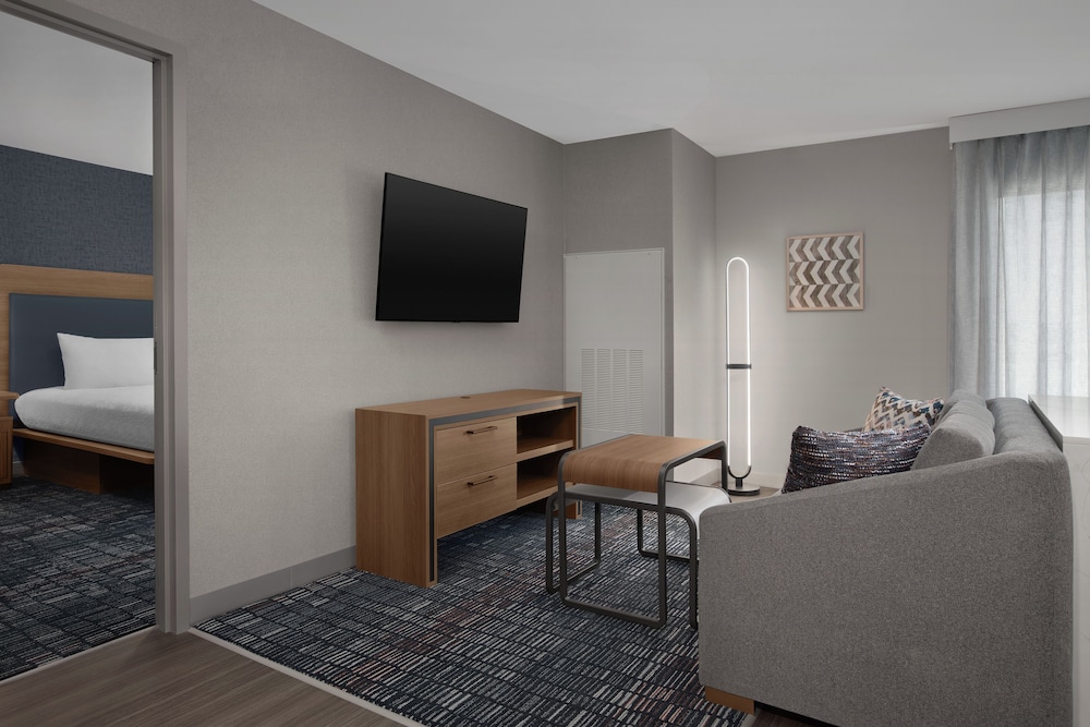 Homewood Suites By Hilton Portsmouth Downtown - photo 6