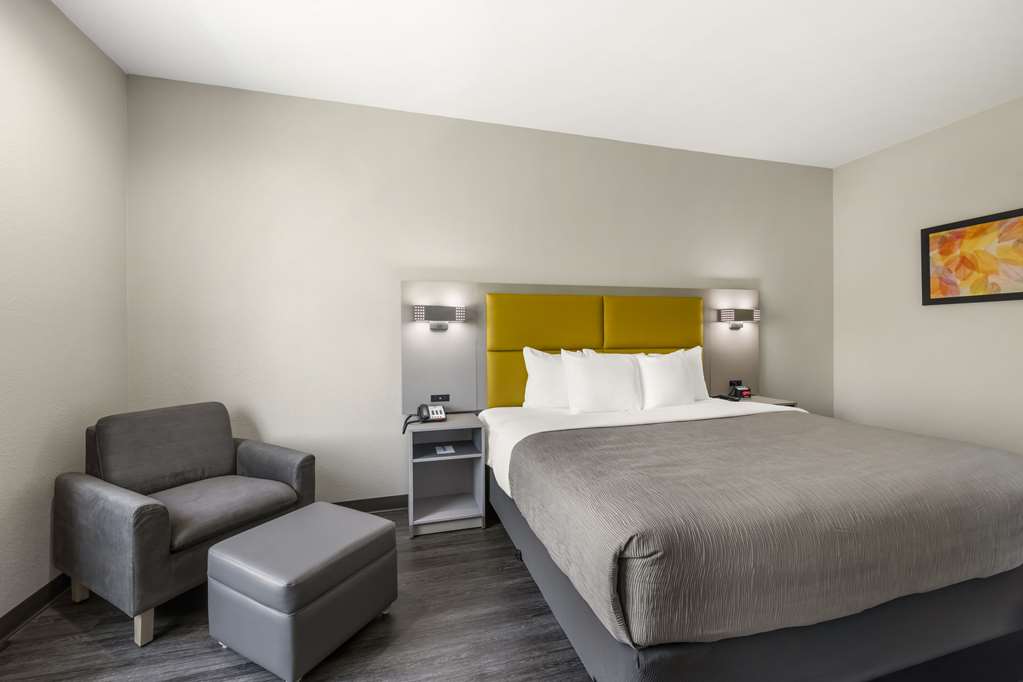 Quality Inn & Suites Joelton Nashville - photo 25