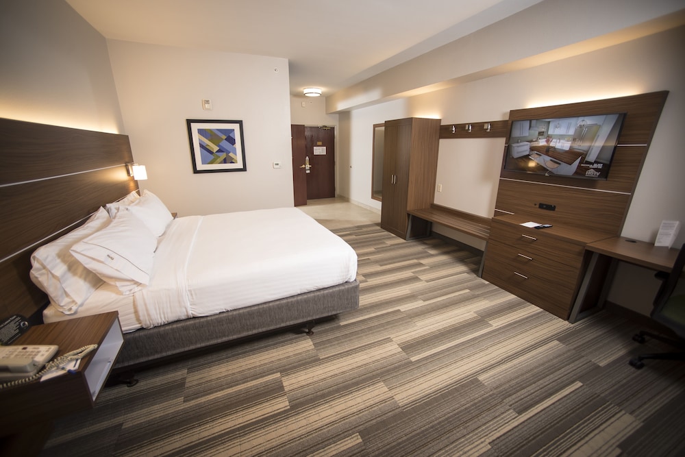 Holiday Inn Express Hotel & Suites Lexington Downtown by IHG - photo 10