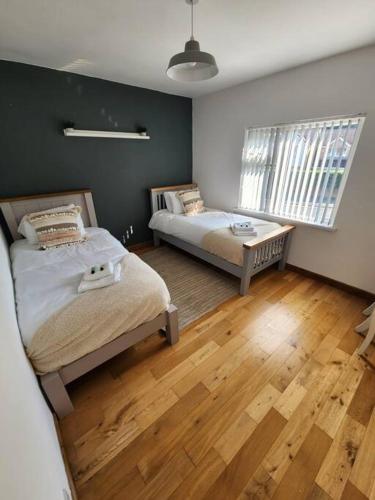 Risca Inspire - carbon neutral hotel in Risca