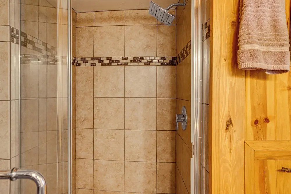Pine Mountain Club Log Cabin w Resort Amenities - photo 9