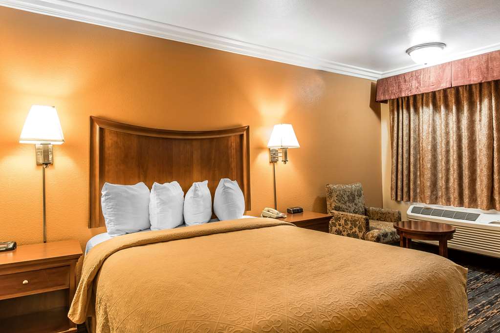 Quality Inn Lake Elsinore I 15 - photo 15