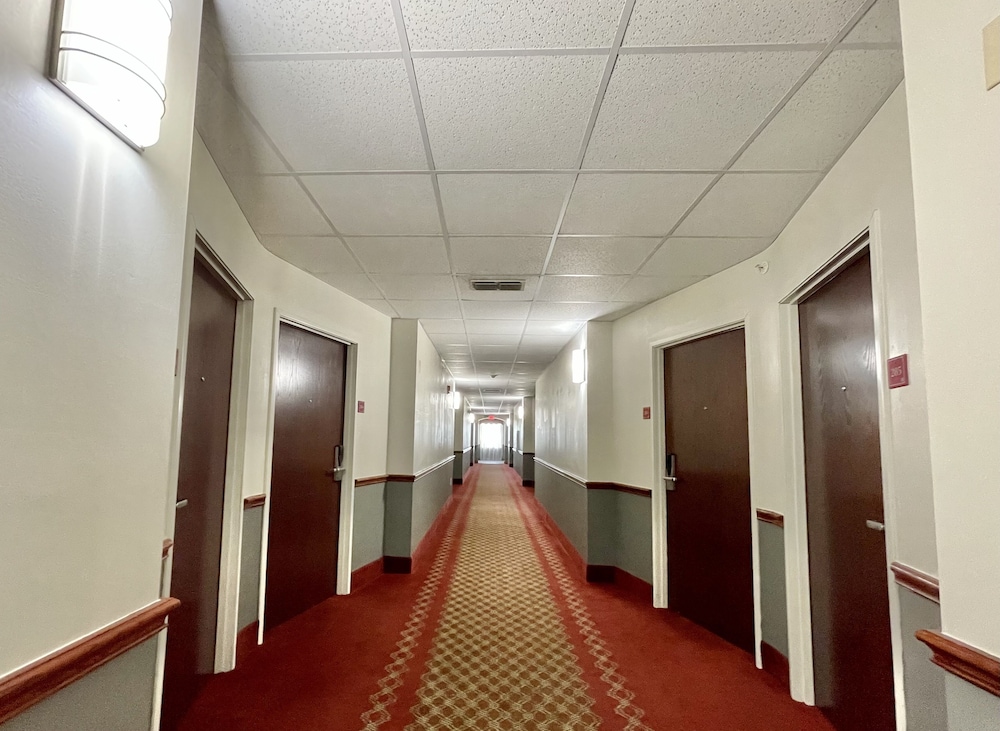 FairBridge Inn & Suites Cleburne - photo 37