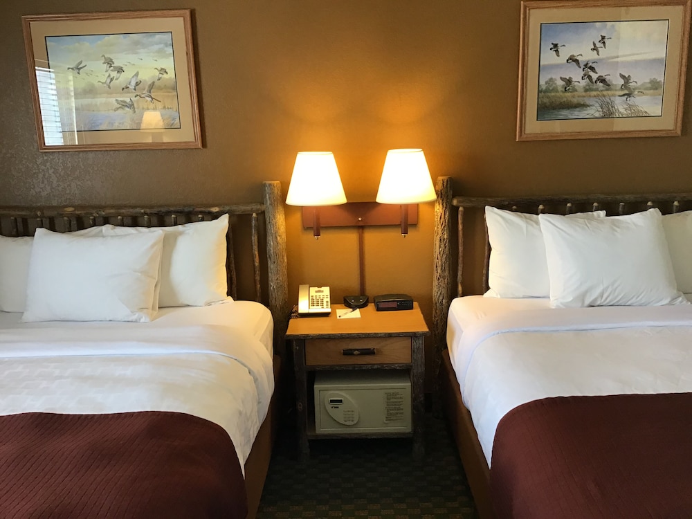 AmericInn by Wyndham Cody - photo 13