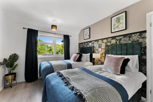 Spacious 4 Bed In Cambridge Garden Games Room — 4-Star Luxury Hotel in Cambridge, United Kingdom