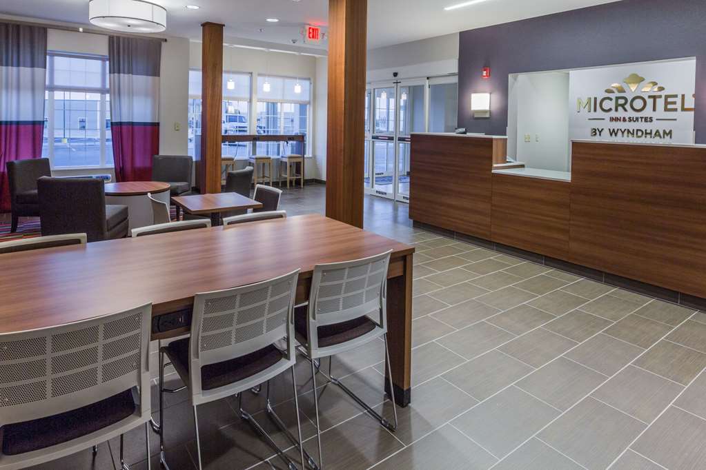 Microtel Inn & Suites By Wyndham Tioga - photo 3