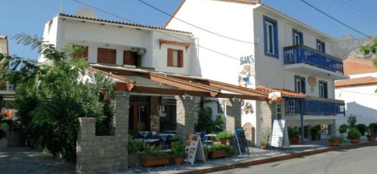 Blue Sea — hotel in Kokkari