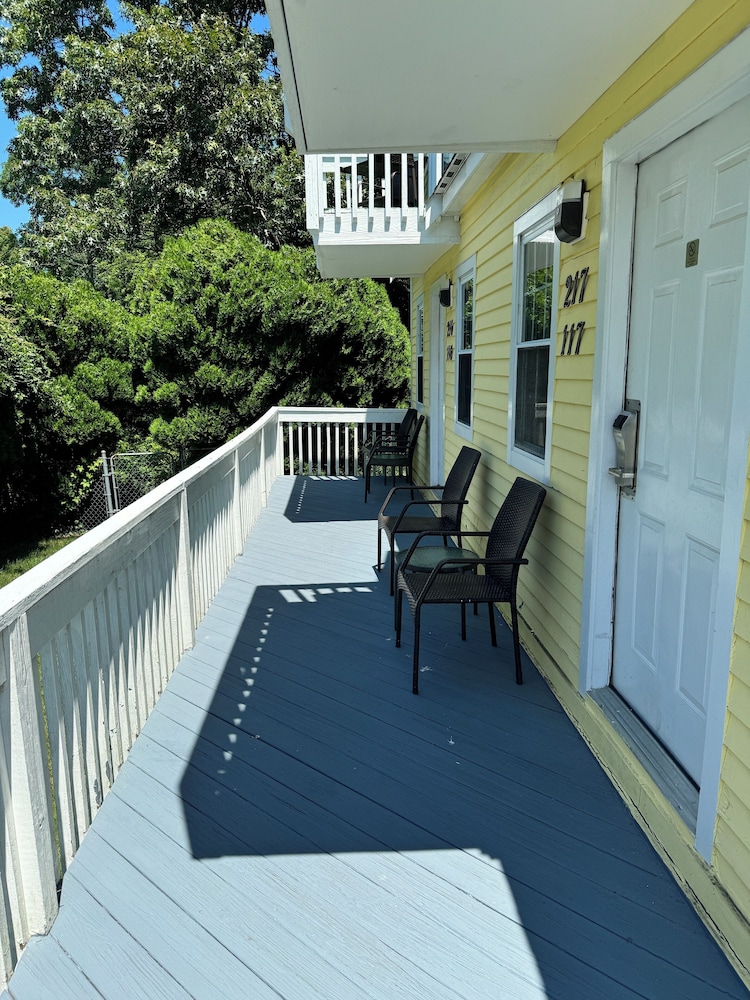 Blue Spruce Motel & Townhouses - photo 23