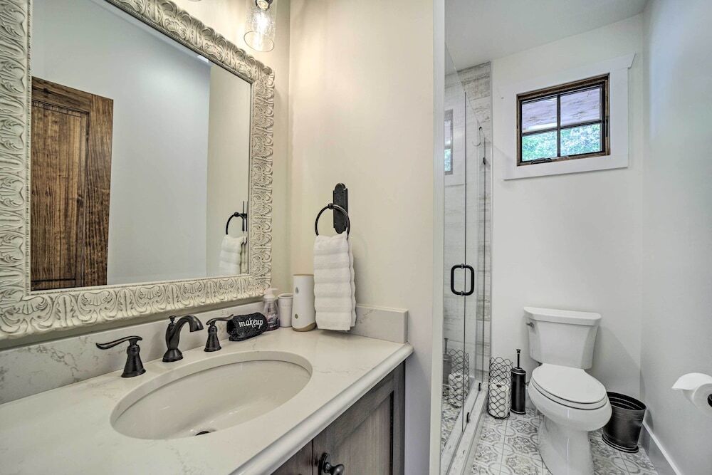 7 Mi to Ski Sapphire Valley: Resort style Retreat - photo 10