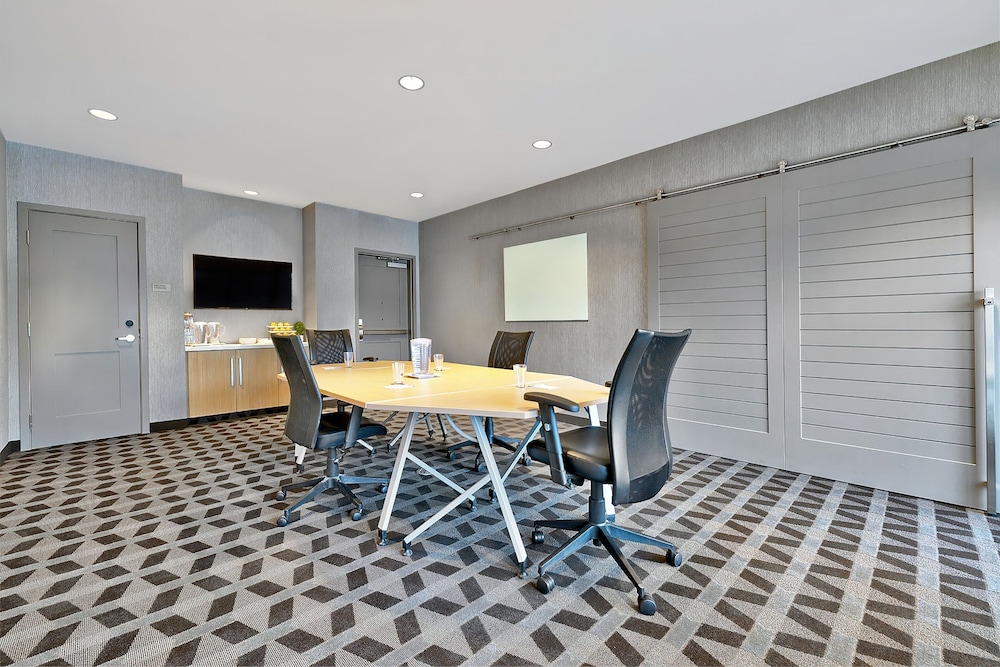TownePlace Suites by Marriott Sacramento Elk Grove - photo 24