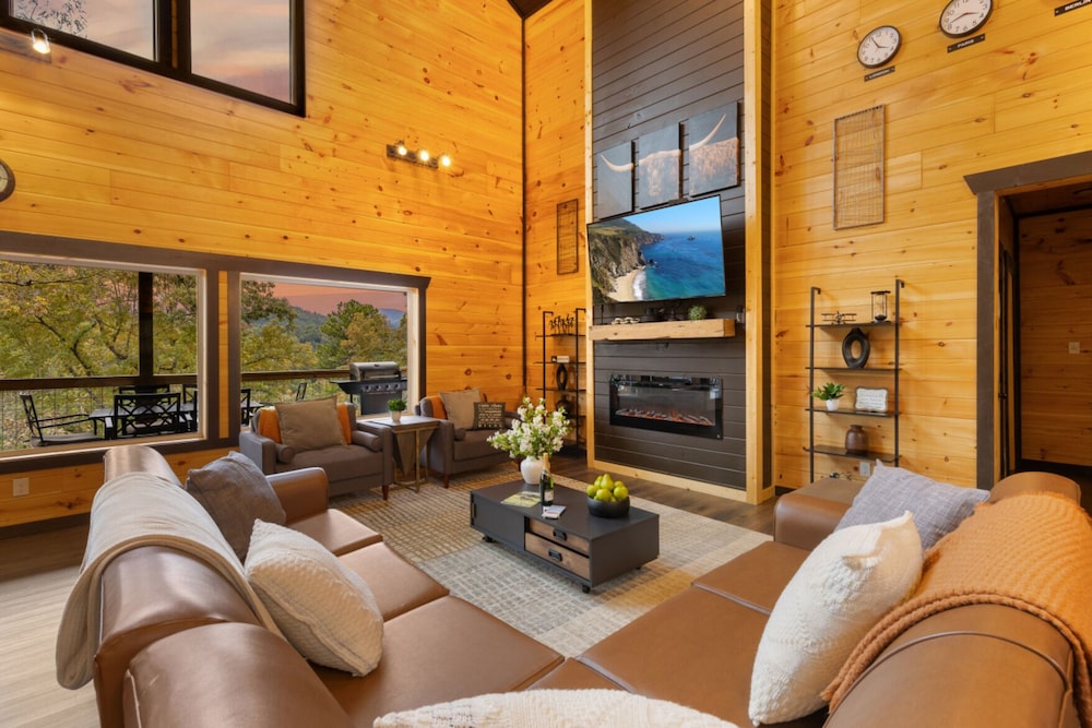 Hidden Gem Masterpiece By Ghosal Luxury Lodging - photo 23