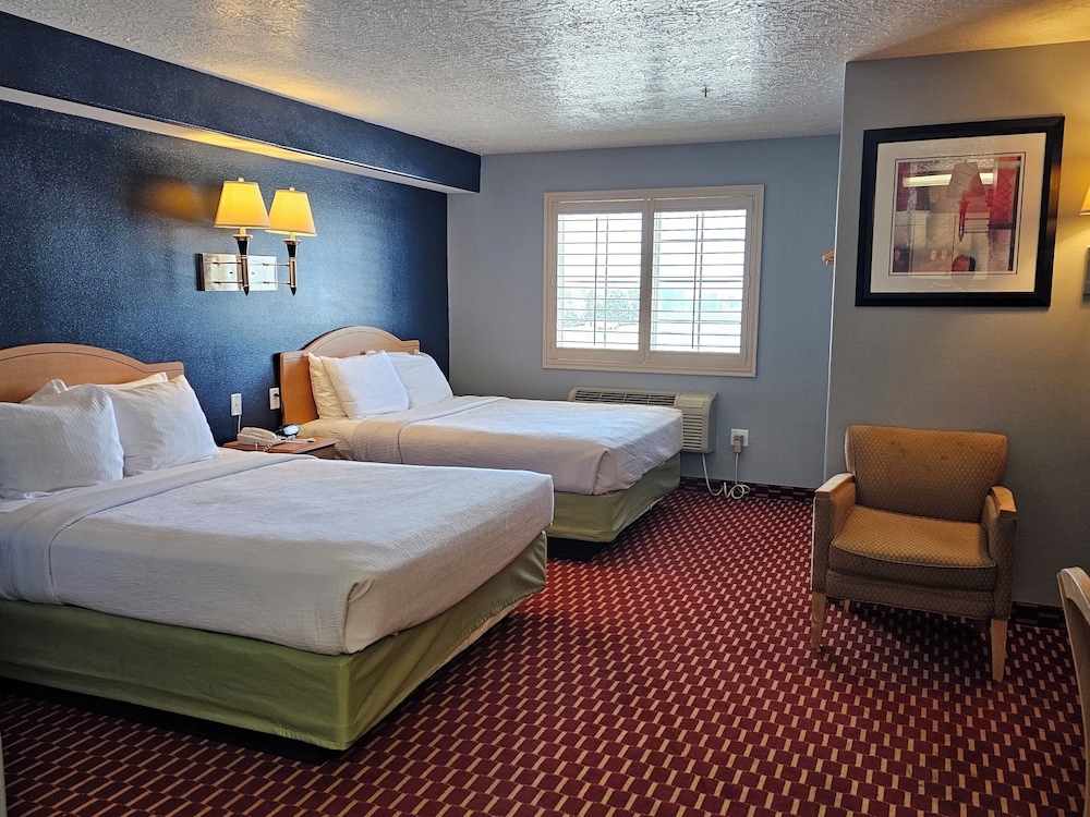 Executive Inn and Suites Extended Stay in Vernal - photo 9