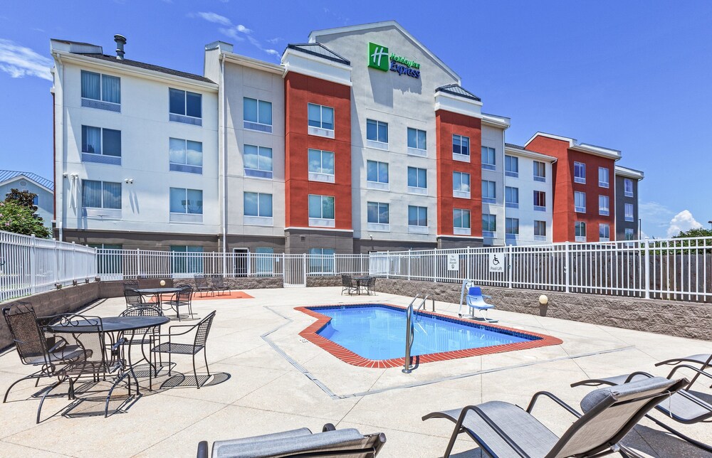 Holiday Inn Express New Orleans East by IHG - photo 20