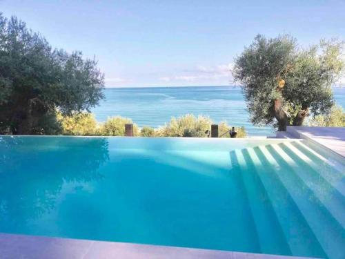 Villa Cefal private pool — 4-Star Luxury Hotel in Pollina, Italy