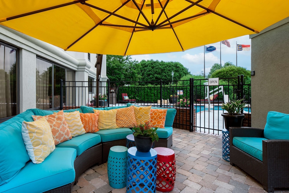 Hampton Inn Winston Salem Hanes Mall - photo 35