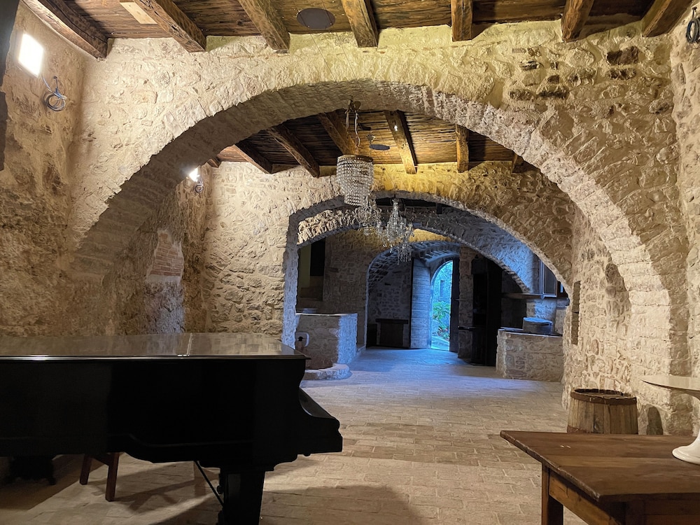 Borgo San Valentino — Arrone — photo 3