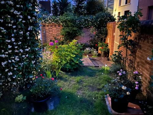 Venezia Giudecca appartamento con giardino privato — 4-Star Luxury Hotel in Venice, Italy