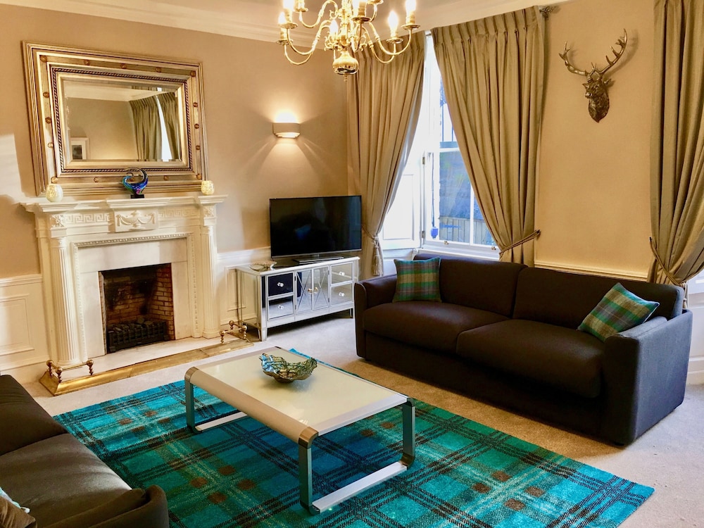 Escape to Edinburgh @ Abercromby Place in Edinburgh, United Kingdom
