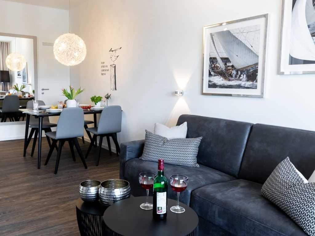 Hafenspitze App 16 Pier 2 16 — 4-Star Luxury Hotel in Wismar, Germany
