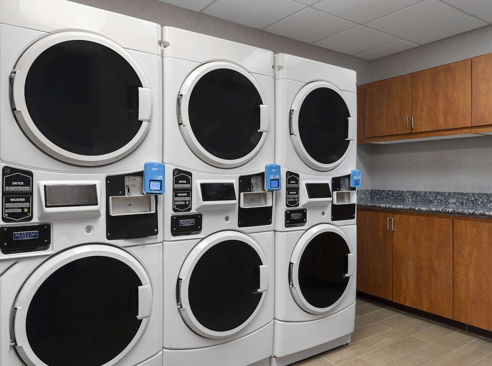 Homewood Suites by Hilton Columbus Airport - photo 35