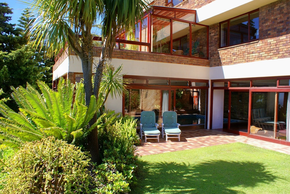 Magic Camps Bay — 4-Star Luxury Hotel in Cape Town, South Africa