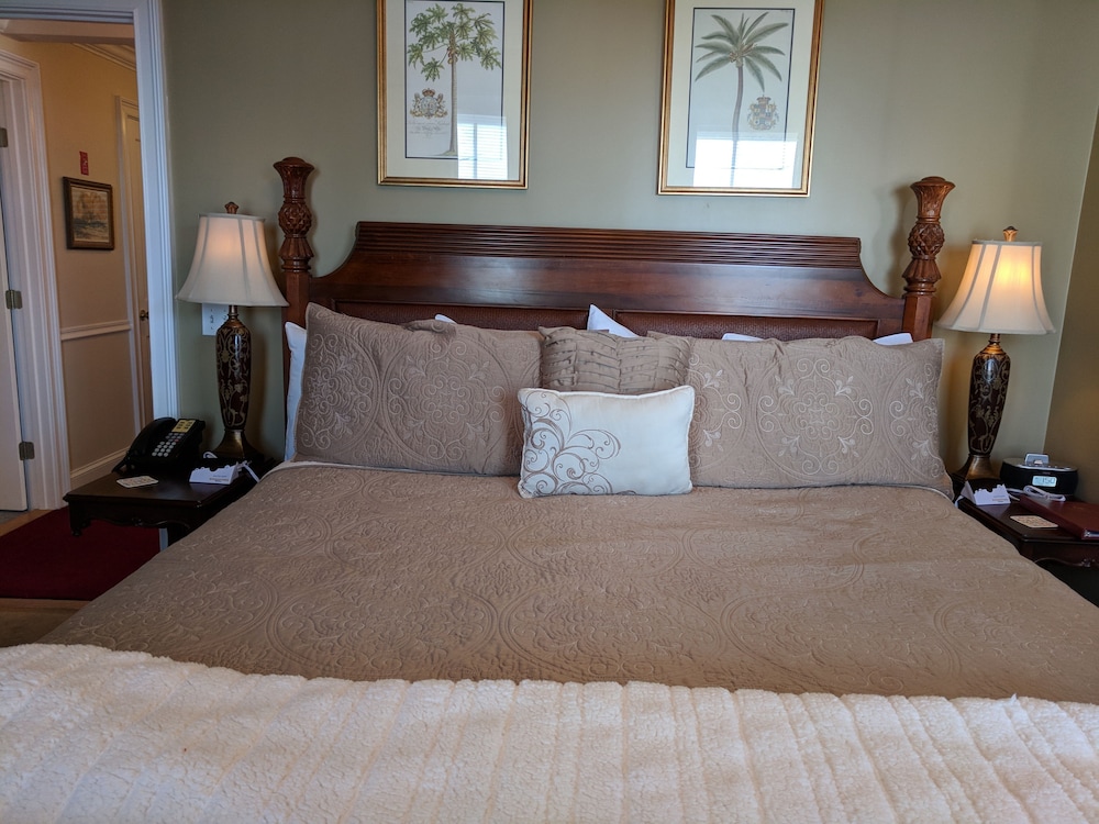 Almondy Inn - photo 23