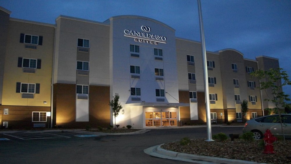 Candlewood Suites Midland SW by IHG - photo 35