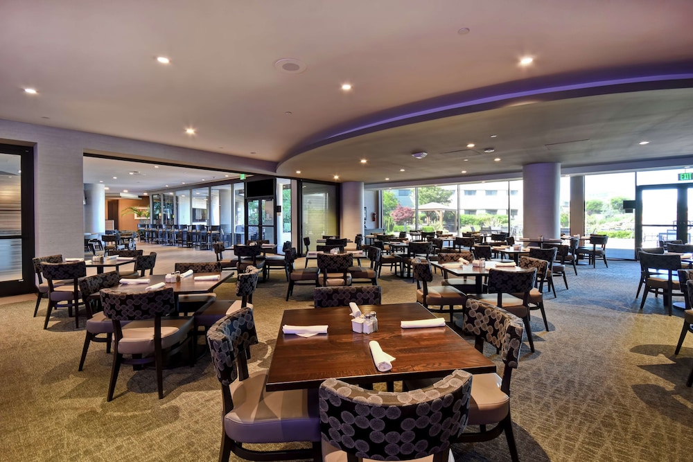 DoubleTree by Hilton Hotel Pleasanton at the Club - photo 41