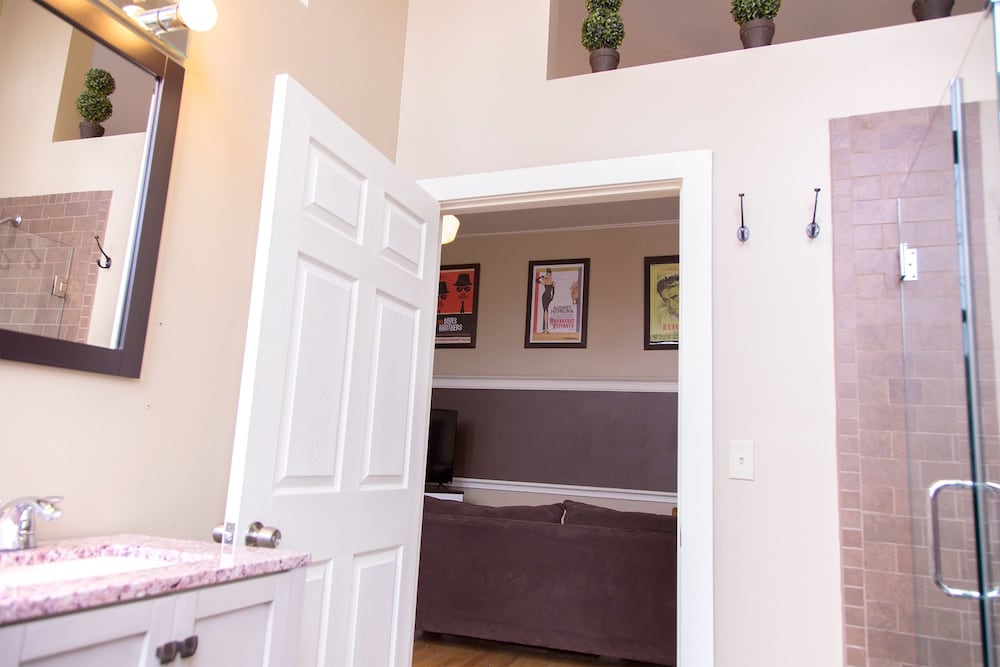 School 31 Lofts at Colors Studios - photo 151