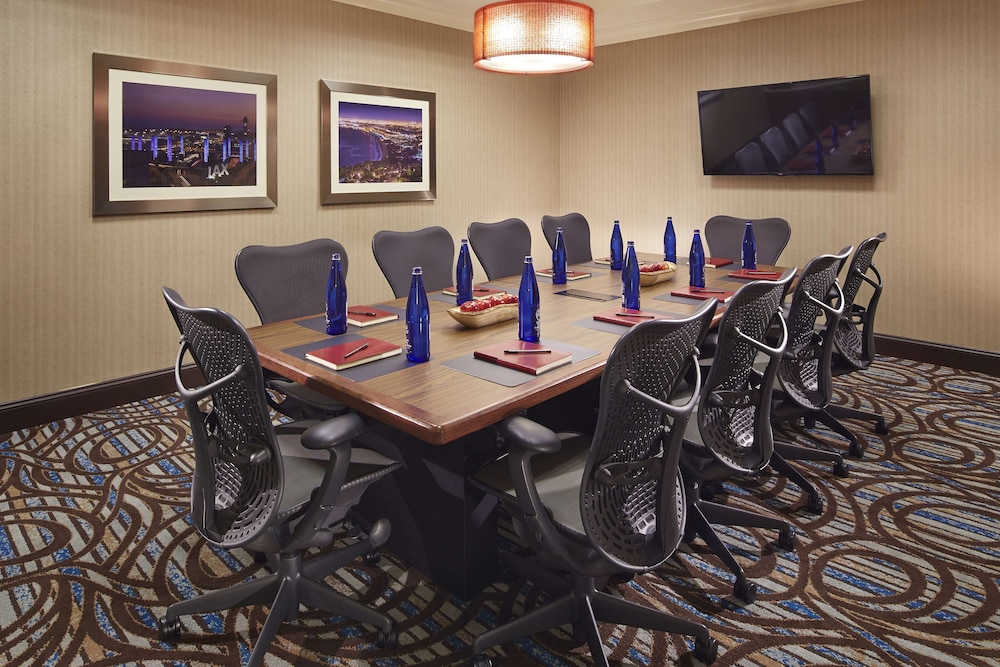 Hilton Garden Inn Los Angeles Redondo Beach - photo 25