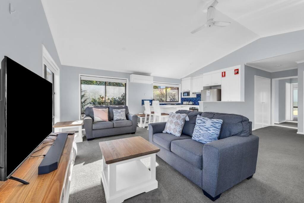 Tura Beach Getaway on Telopea — hotel in Tura Beach