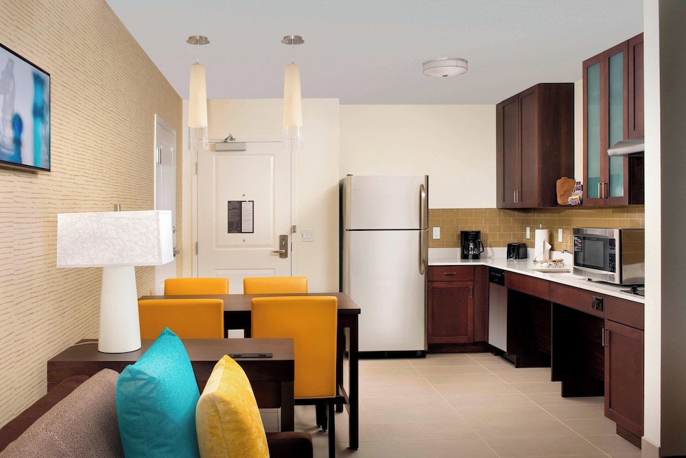 Residence Inn Miami Airport West Doral - photo 16