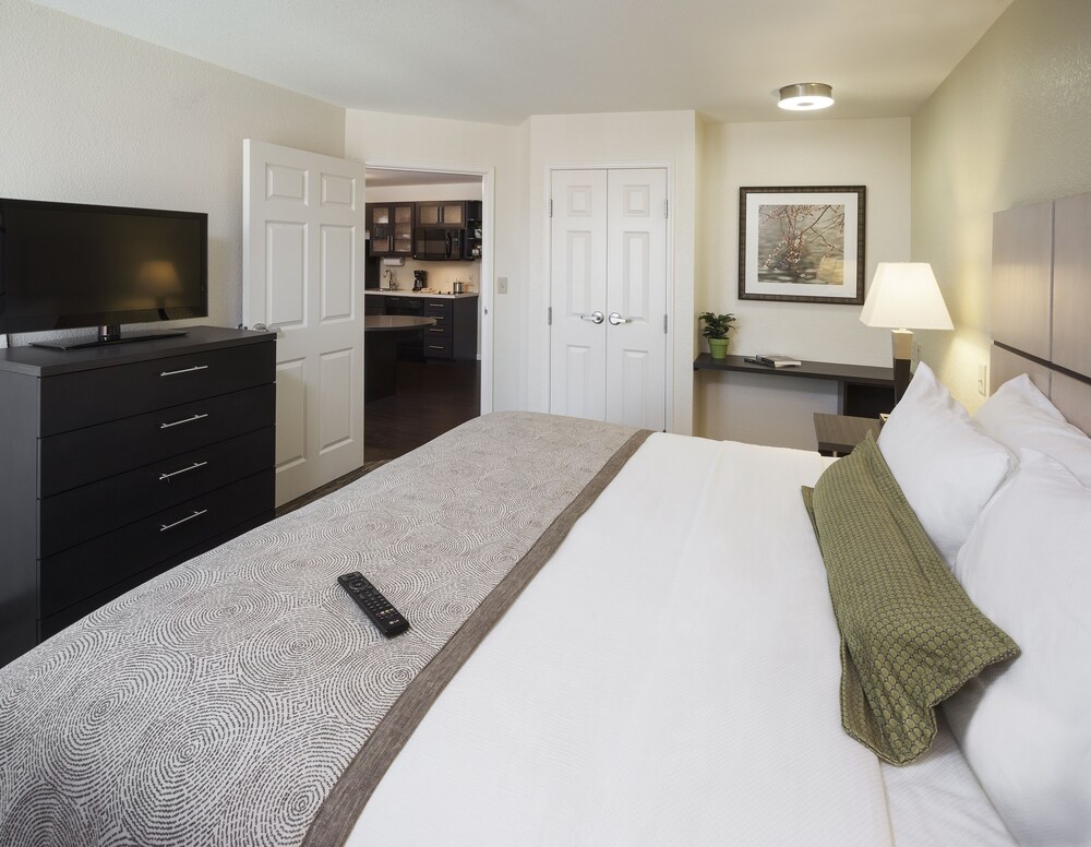 Candlewood Suites Dallas NW Farmers Branch by IHG - photo 5