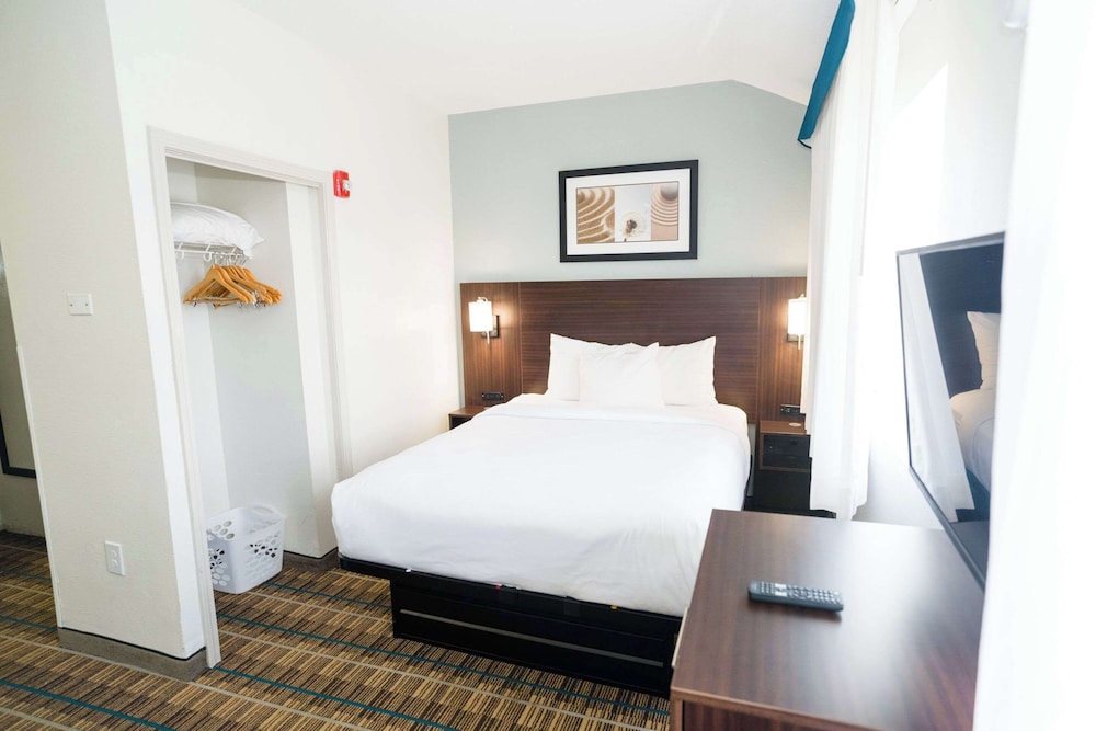 Mainstay Suites Knoxville Airport - photo 40