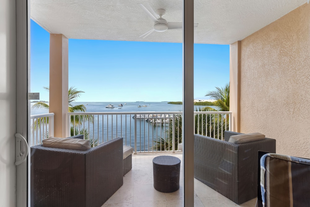 Beachside Resort & Residences - photo 92